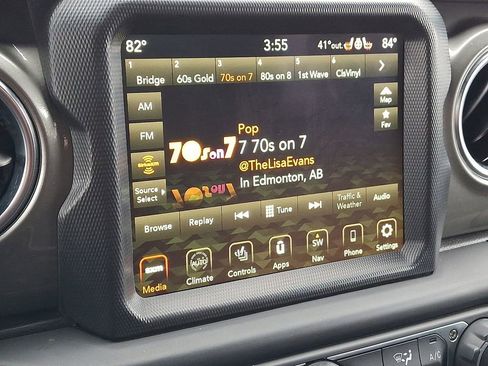 Certified 2023 Jeep Wrangler Sahara w/ Cold Weather Group image 20