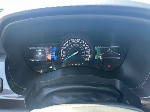 Used 2019 Ford Ranger Lariat w/ Equipment Group 501A Mid AWD/4WD image 12