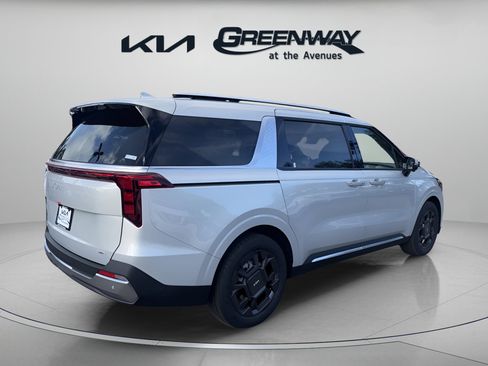 New 2026 Kia Carnival SX image 4