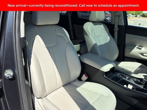 Certified 2022 Kia Sorento X-Line EX image 21