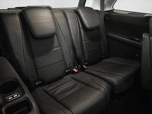 Certified 2025 Mercedes-Benz GLS 450 4MATIC image 23