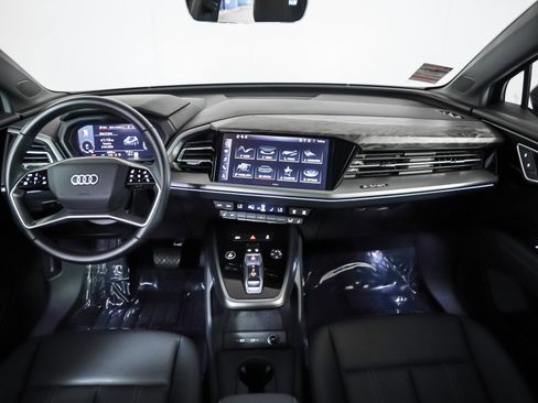 Used 2024 Audi Q4 e-tron Premium Plus AWD/4WD image 9