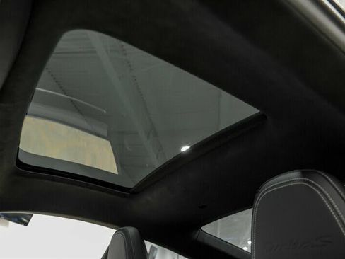 Used 2023 Porsche 911 Turbo S image 5