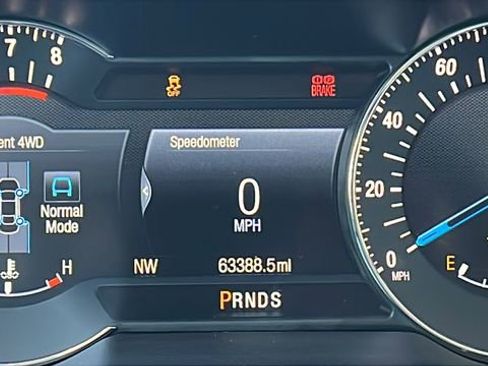 Used 2017 Ford Explorer Platinum AWD/4WD image 31