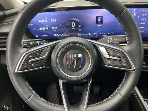 Certified 2024 Buick Envision Avenir image 17