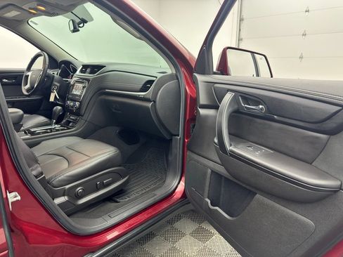 Used 2015 Chevrolet Traverse LT FWD image 29