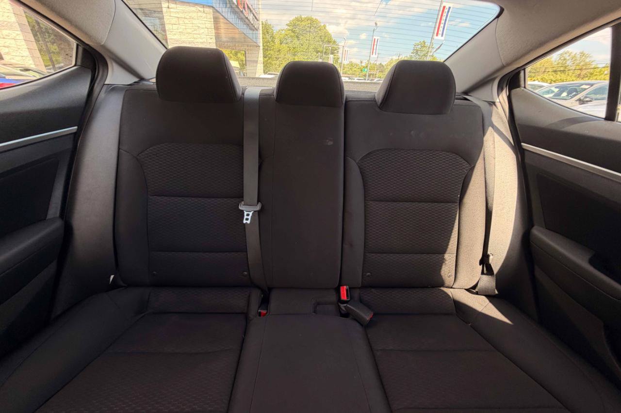 Used 2020 Hyundai Elantra SEL w/ Cargo Package (C1) FWD image 22