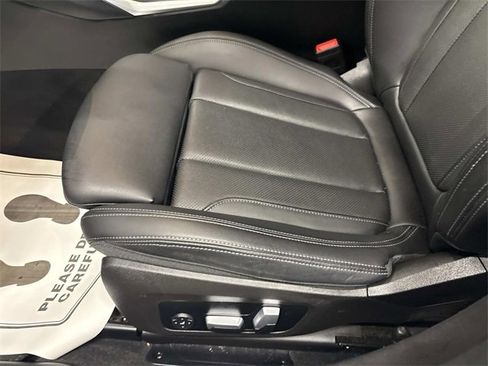 Used 2023 BMW 330i xDrive Sedan w/ M Sport Package image 23