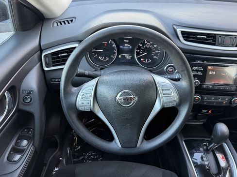 Used 2016 Nissan Rogue SV AWD/4WD image 9