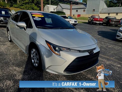 Used 2024 Toyota Corolla LE image 4