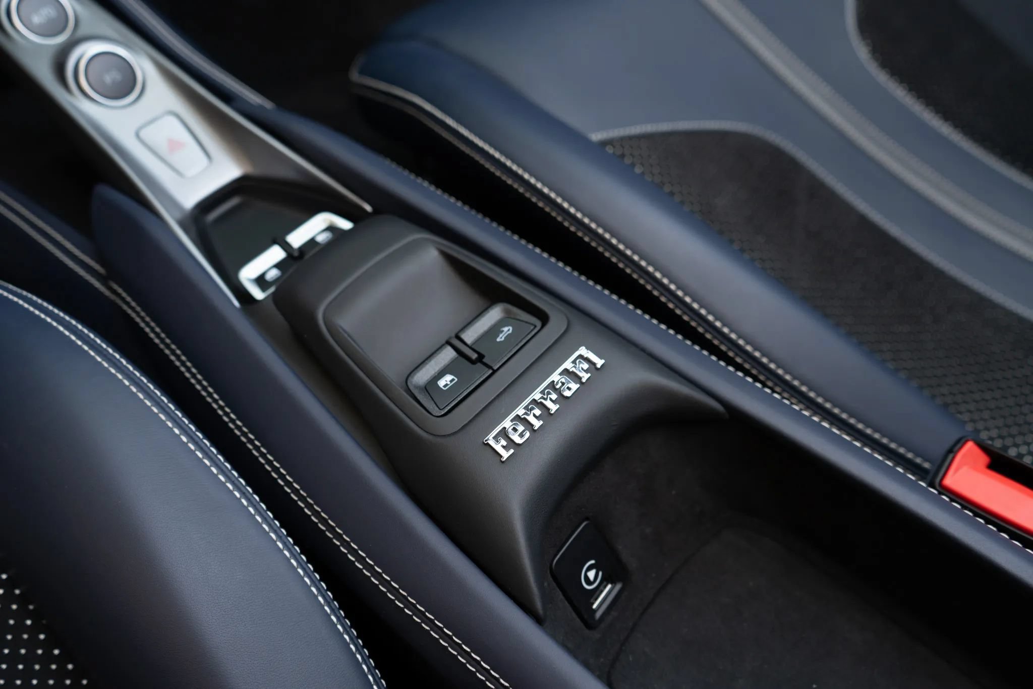 Used 2022 Ferrari F8 Tributo RWD image 72