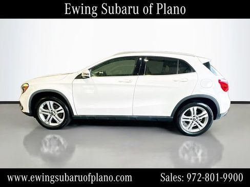 Used 2019 Mercedes-Benz GLA 250 w/ Convenience Package image 4
