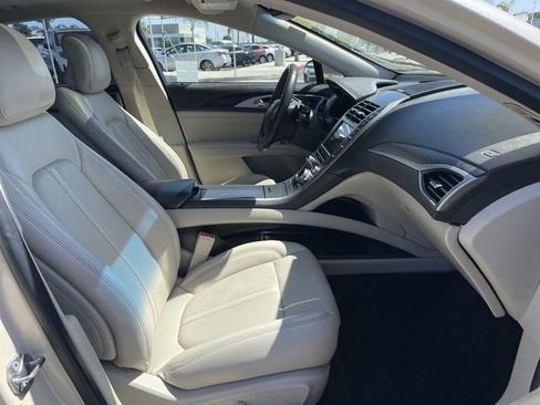 Used 2018 Lincoln MKZ Reserve w/ Technology Package FWD image 29