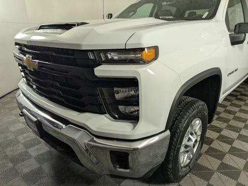 New 2026 Chevrolet Silverado 2500 W/T w/ WT Convenience Package AWD/4WD image 9