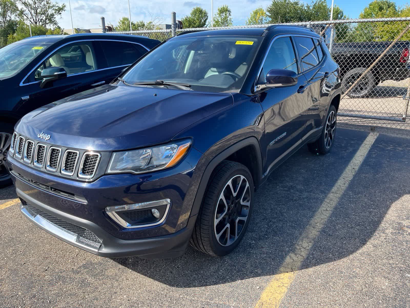 Used 2018 Jeep Compass Limited w/ Safe & Security Group AWD/4WD image 5