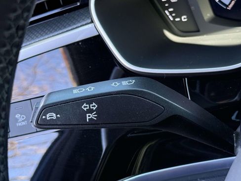 Used 2021 Audi Q3 2.0T Premium Plus w/ Premium Plus Package AWD/4WD image 24