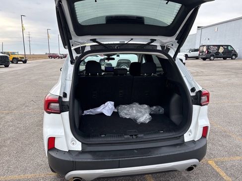 Used 2023 Ford Escape Active image 20