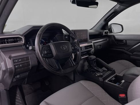 Used 2026 Toyota Tacoma SR5 AWD/4WD image 8