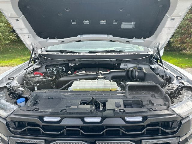 Used 2025 Ford F150 Raptor AWD/4WD image 31