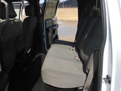 Used 2017 Ford F150 XLT w/ Trailer Tow Package image 41