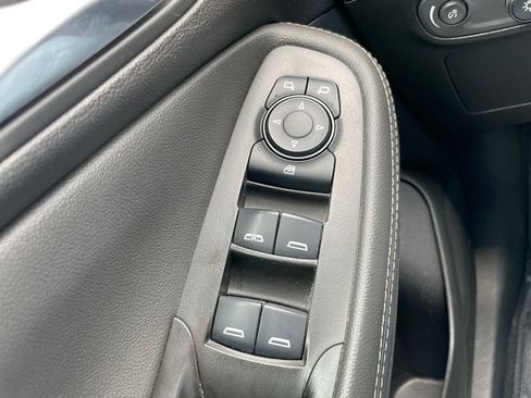 Used 2024 Buick Encore GX Sport Touring FWD image 21