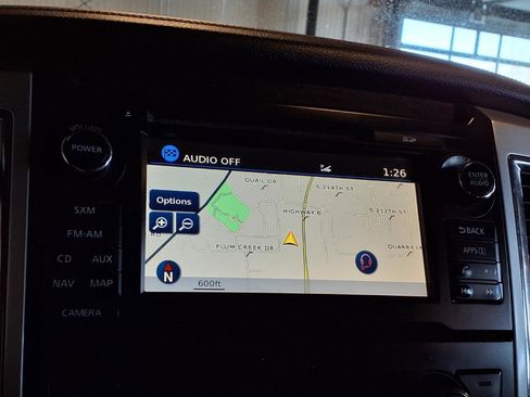 Used 2017 Nissan Titan SL image 17