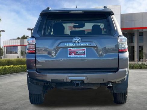 Used 2020 Toyota 4Runner SR5 Premium w/ Moonroof Package image 5