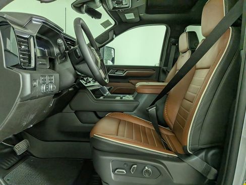 New 2026 GMC Sierra 3500 Denali Ultimate image 15