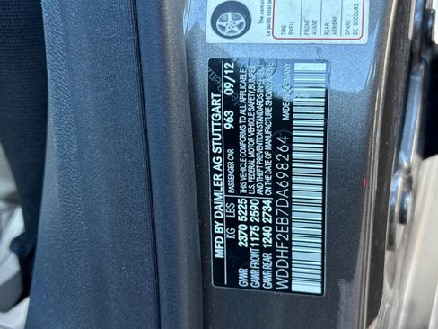 Used 2013 Mercedes-Benz E 350 BlueTEC Sedan image 35