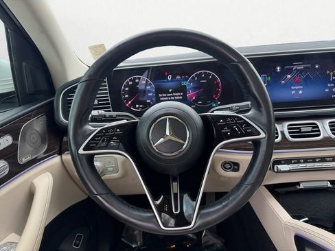Certified 2024 Mercedes-Benz GLS 450 4MATIC image 12