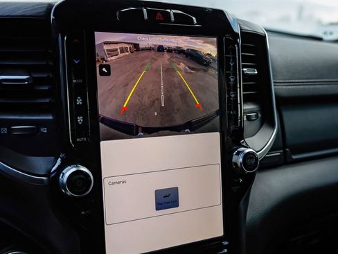 Used 2023 RAM 1500 Laramie image 28