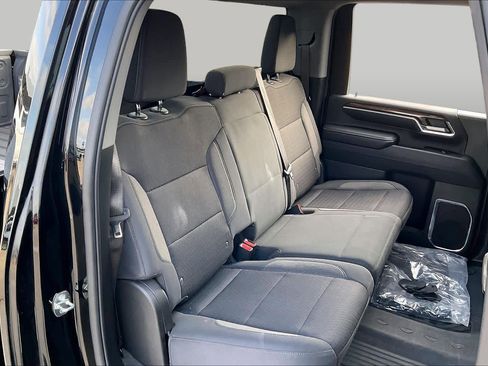 Used 2024 Chevrolet Silverado 2500 LT w/ Convenience Package AWD/4WD image 19