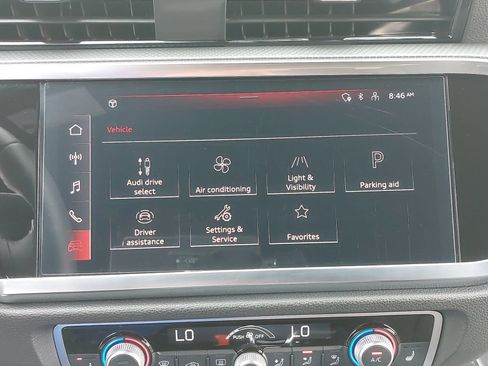 Certified 2025 Audi Q3 2.0T Premium w/ Convenience Package AWD/4WD image 27