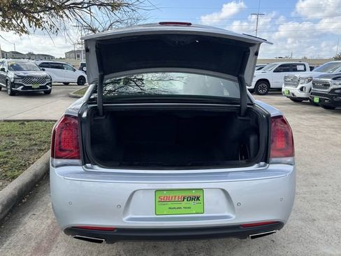 Used 2023 Chrysler 300 S image 25