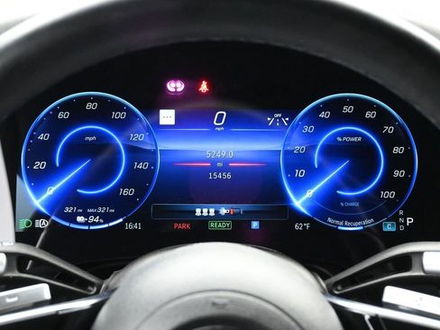 Used 2023 Mercedes-Benz EQS 580 4MATIC SUV image 33