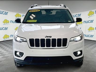 Used 2023 Jeep Cherokee Altitude Lux
