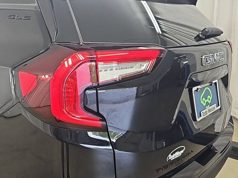 Used 2023 GMC Terrain SLE w/ Driver Convenience Package FWD image 39