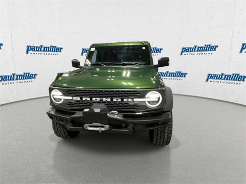 Used 2022 Ford Bronco Badlands image 5