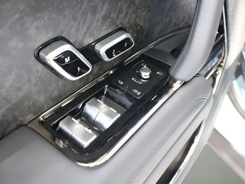New 2026 Land Rover Range Rover Sport Dynamic SE AWD/4WD image 11