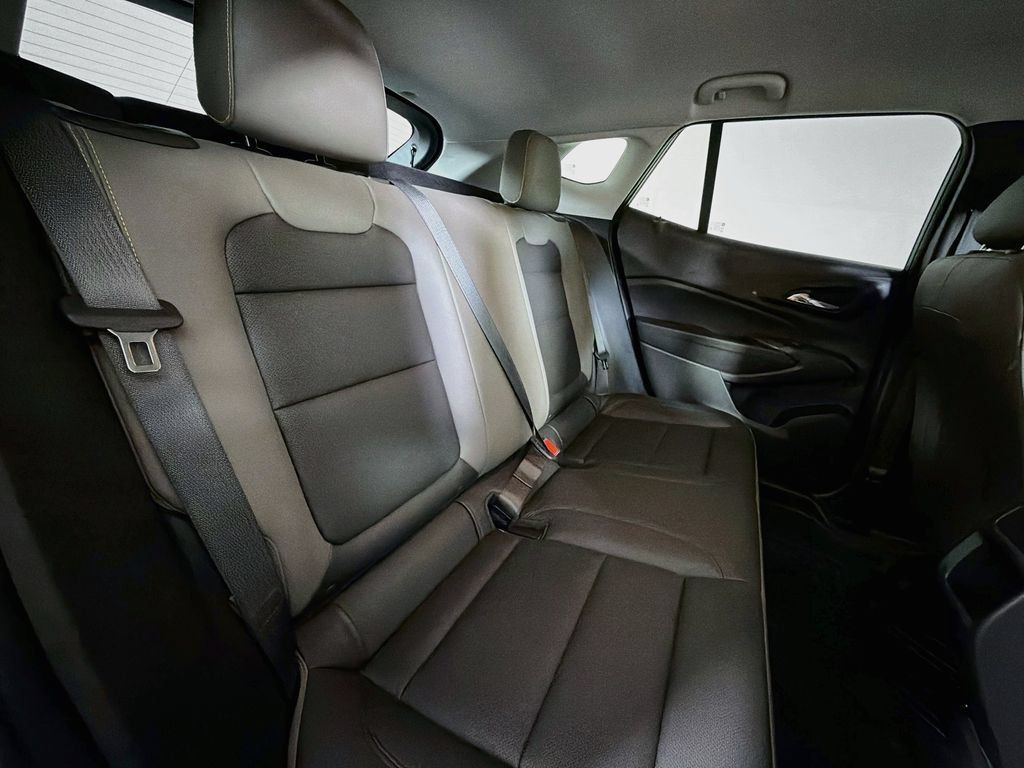 New 2026 Chevrolet Trax ACTIV FWD image 21