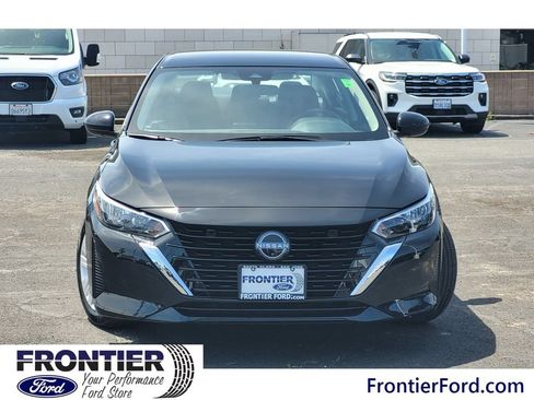 Used 2025 Nissan Sentra S FWD image 3