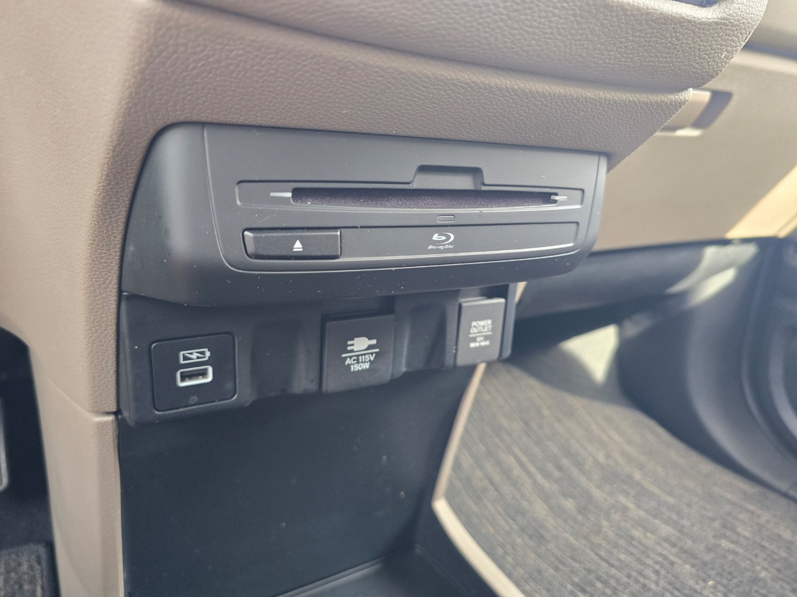 Used 2023 Honda Odyssey Touring image 21