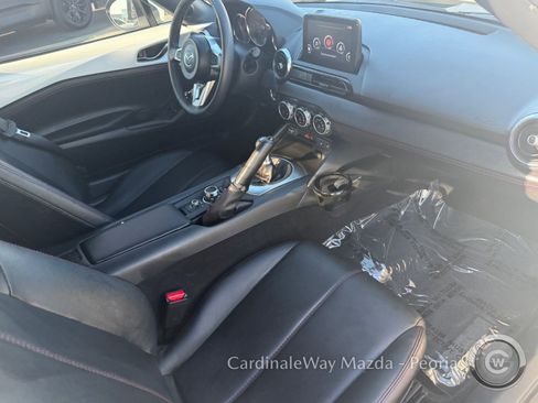 Used 2019 MAZDA MX-5 Miata RF Grand Touring w/ GT-S Package image 14