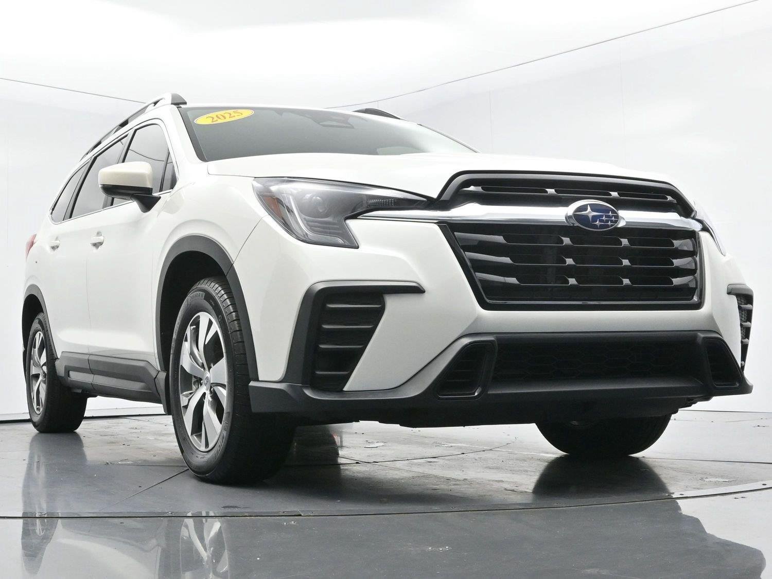 Used 2025 Subaru Ascent Premium w/ Premium Package AWD/4WD image 45