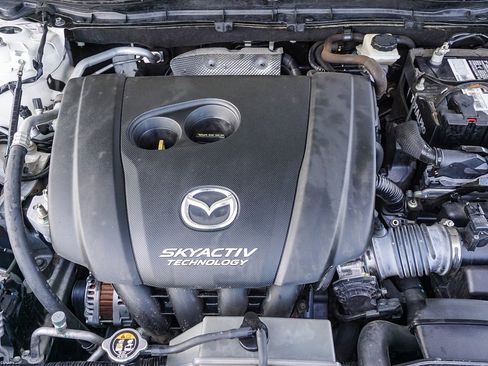 Used 2017 MAZDA MAZDA3 Sport image 27