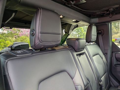 Certified 2025 Ford Bronco Outer Banks image 37