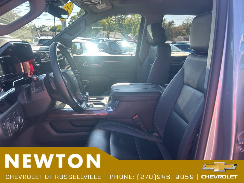 Used 2025 Chevrolet Silverado 1500 RST w/ RST All Star Premium Package AWD/4WD image 4