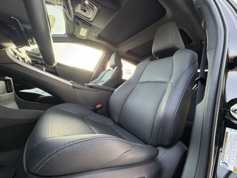 Used 2024 Subaru Solterra Touring w/ Touring Package image 23