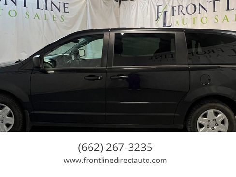 Used 2012 Dodge Grand Caravan SE image 4