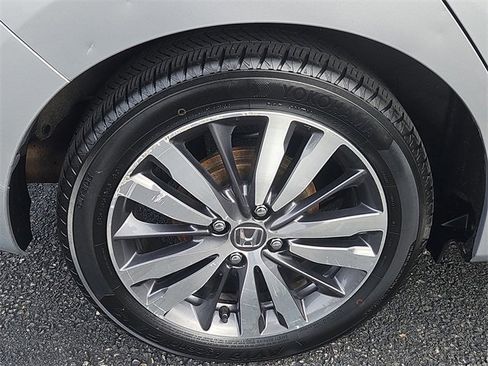 Used 2015 Honda Fit EX-L image 9